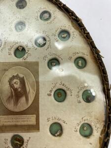 Double sided antique reliquary holder 60 relics 