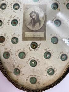 Double sided antique reliquary holder 60 relics 