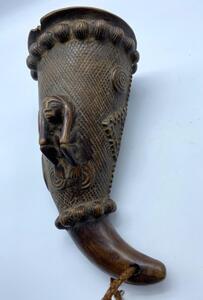 Rare DRC drinking horn from the Luba people. 