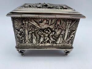 A.B. Paris intricate jewelry box 