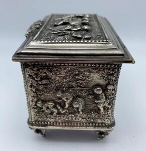 A.B. Paris intricate jewelry box 