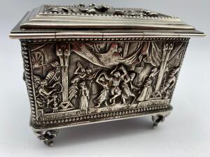 A.B. Paris intricate jewelry box 