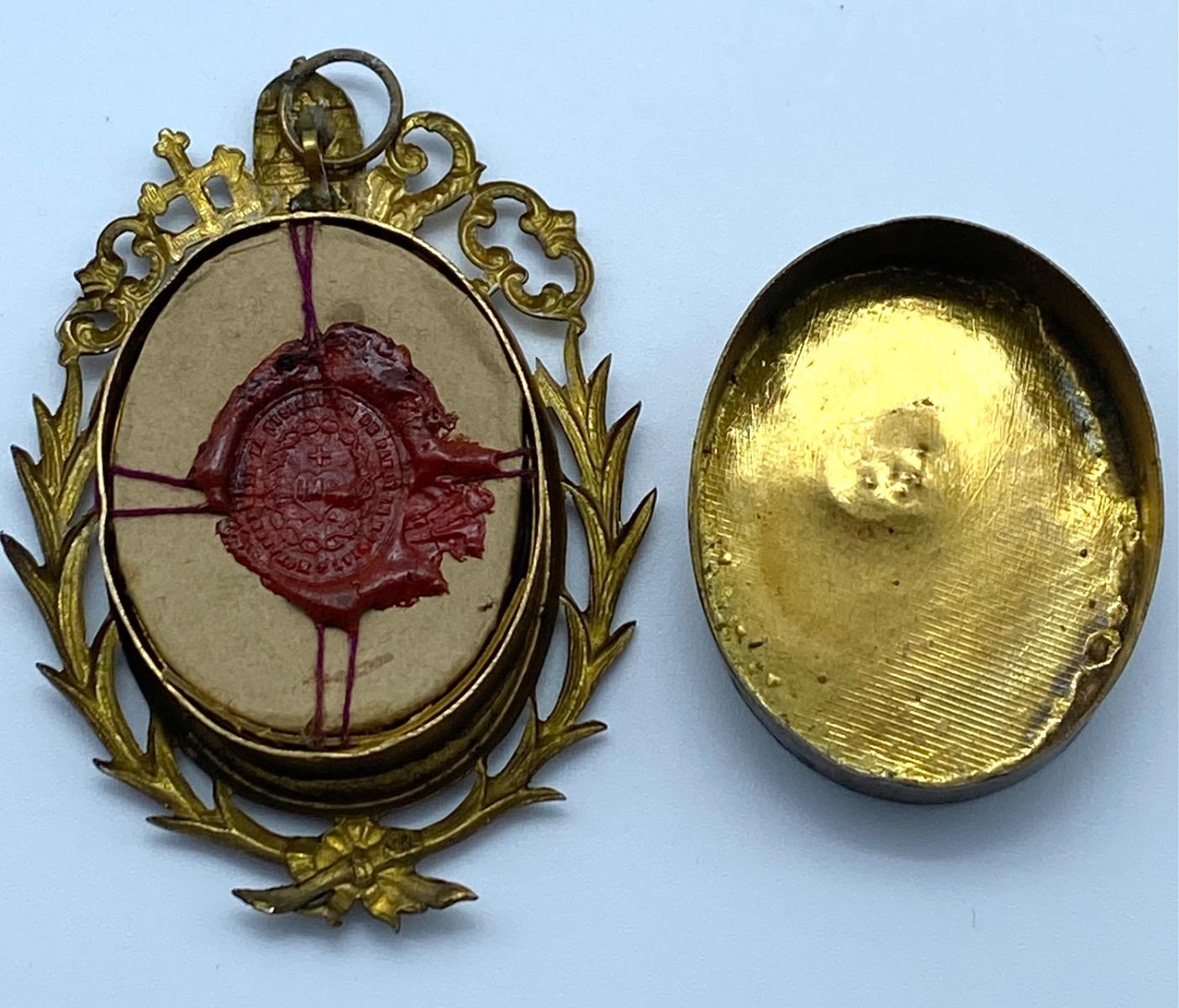 Antique 19th century Papal Vatican reliquary Saint Francois de Sales seal intact 
