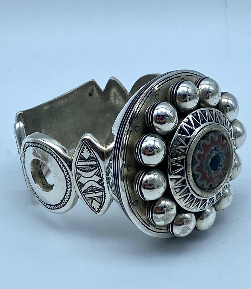 Antique Berber Moroccan Tuareg silver chevron bracelet 