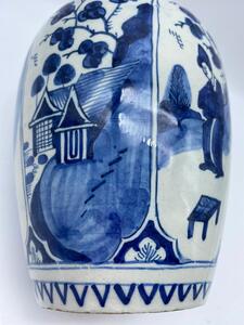 Antique Kangxi style Long Eliza Delft ovoid vase 