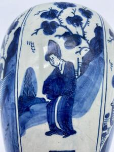 Antique Kangxi style Long Eliza Delft ovoid vase 