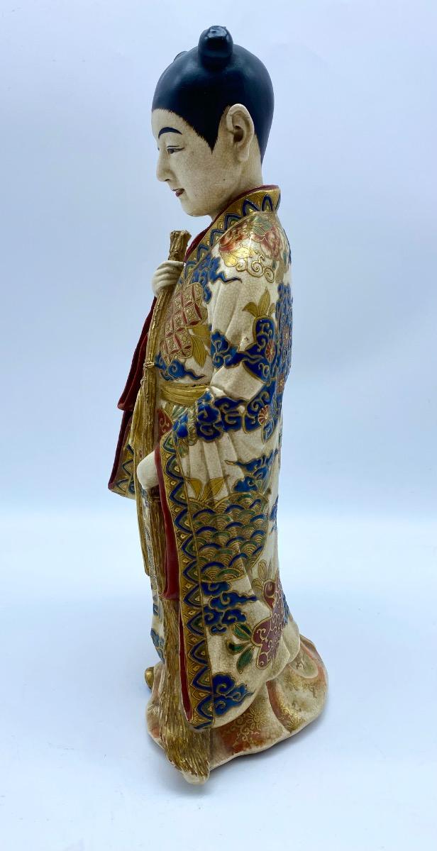 Antique Japanese Meiji period Satsuma ceramic statue of a woman in kimono 29 cm 