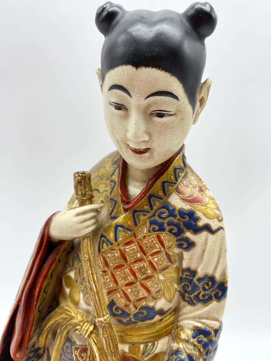 Antique Japanese Meiji period Satsuma ceramic statue of a woman in kimono 29 cm 