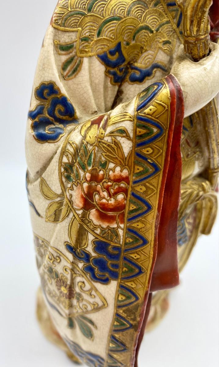 Antique Japanese Meiji period Satsuma ceramic statue of a woman in kimono 29 cm 