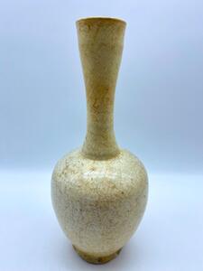 Joseon dynasty Korean white glazed vase 