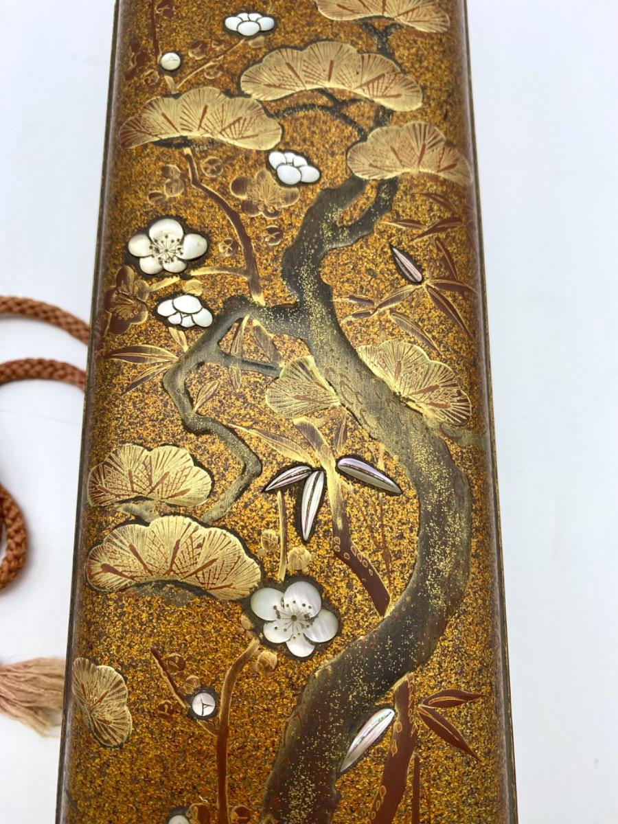 Antique Meiji period Japanese lacquered Maki-e inlaid Fubako 
