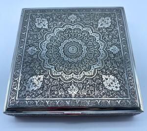 Antique silver Persian engraved box 608 gr 