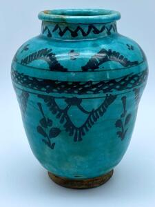 Islamic Persian Safavid ceramic turquoise vase 