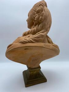 Antique terracotta bust of Madame du Barry 