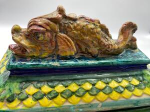 Zulimo Aretini antique majolica Renaissance style casket 