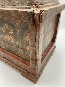 Rare 17th century small Tibetan painted wooden chest 
