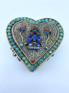 Heart shaped filigree silver Tibetan Buddha box 