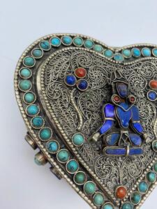 Heart shaped filigree silver Tibetan Buddha box 