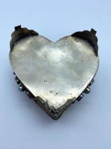 Heart shaped filigree silver Tibetan Buddha box 
