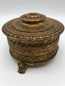 XIX Bois doré lidded box on Bacchus feet 