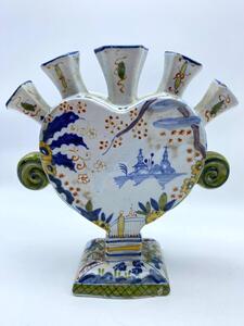 Antique Rouen tulipier pique fleurs 