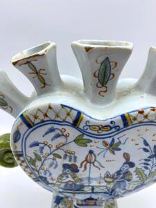 Antique Rouen tulipier pique fleurs 