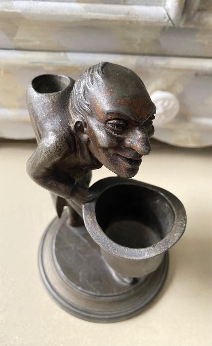 XIX Rare hunchback caricature pyrogen match holder Daumier 