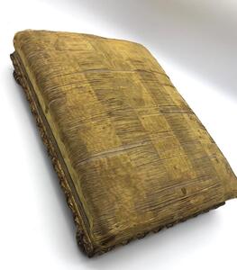 Louis XVI period carved wooden gilded footstool 